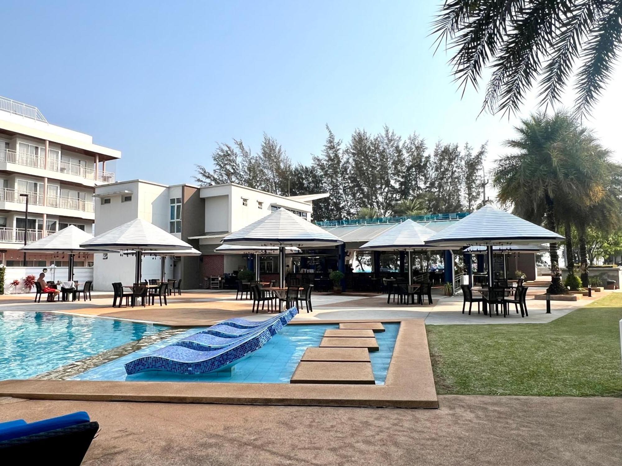 Grandblue Condominium 307 Pool-Seaview Maephim Rayong แม่พิมพ์ ภายนอก รูปภาพ
